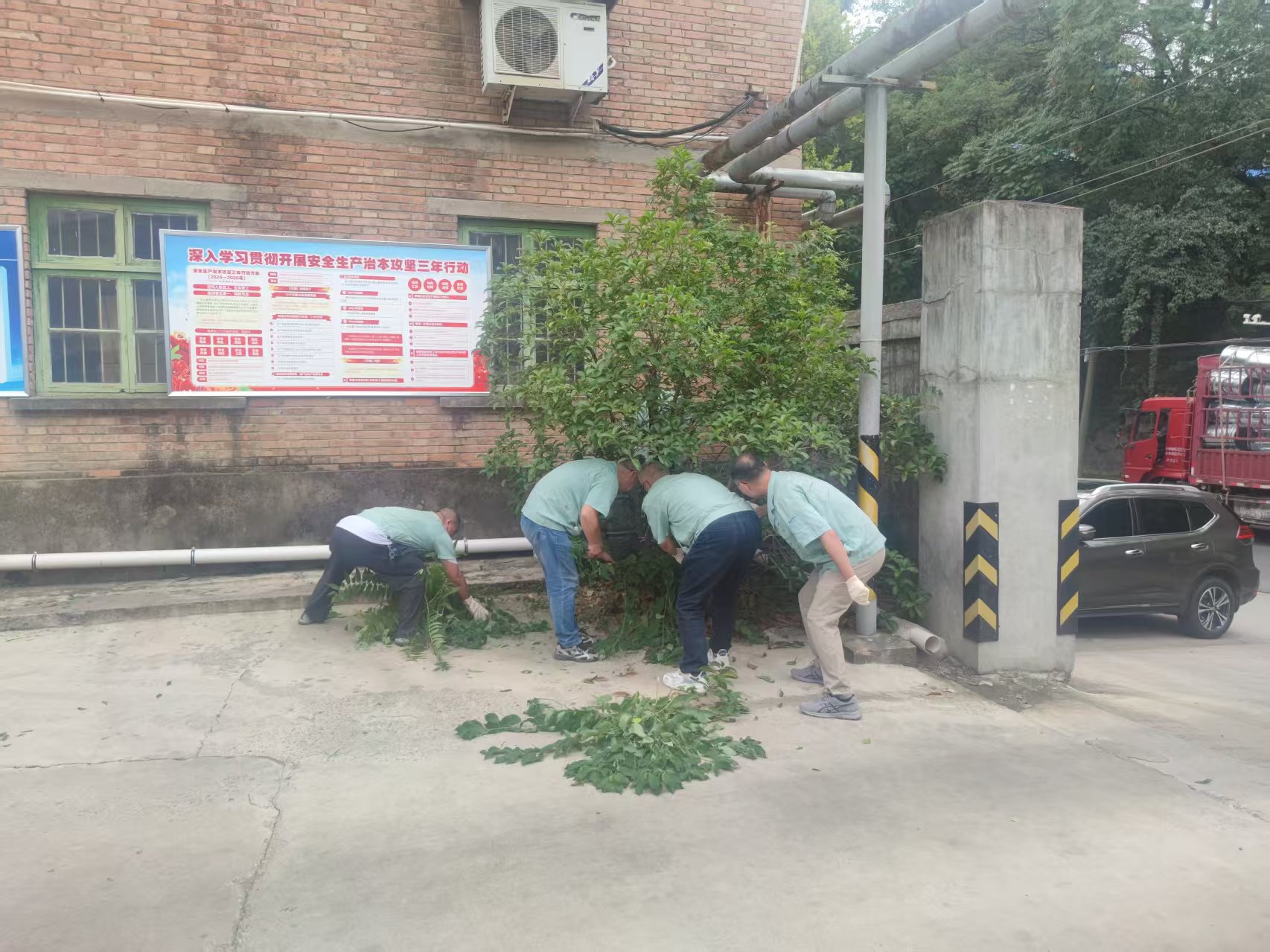 物资保障部党支部开展文明月活动2