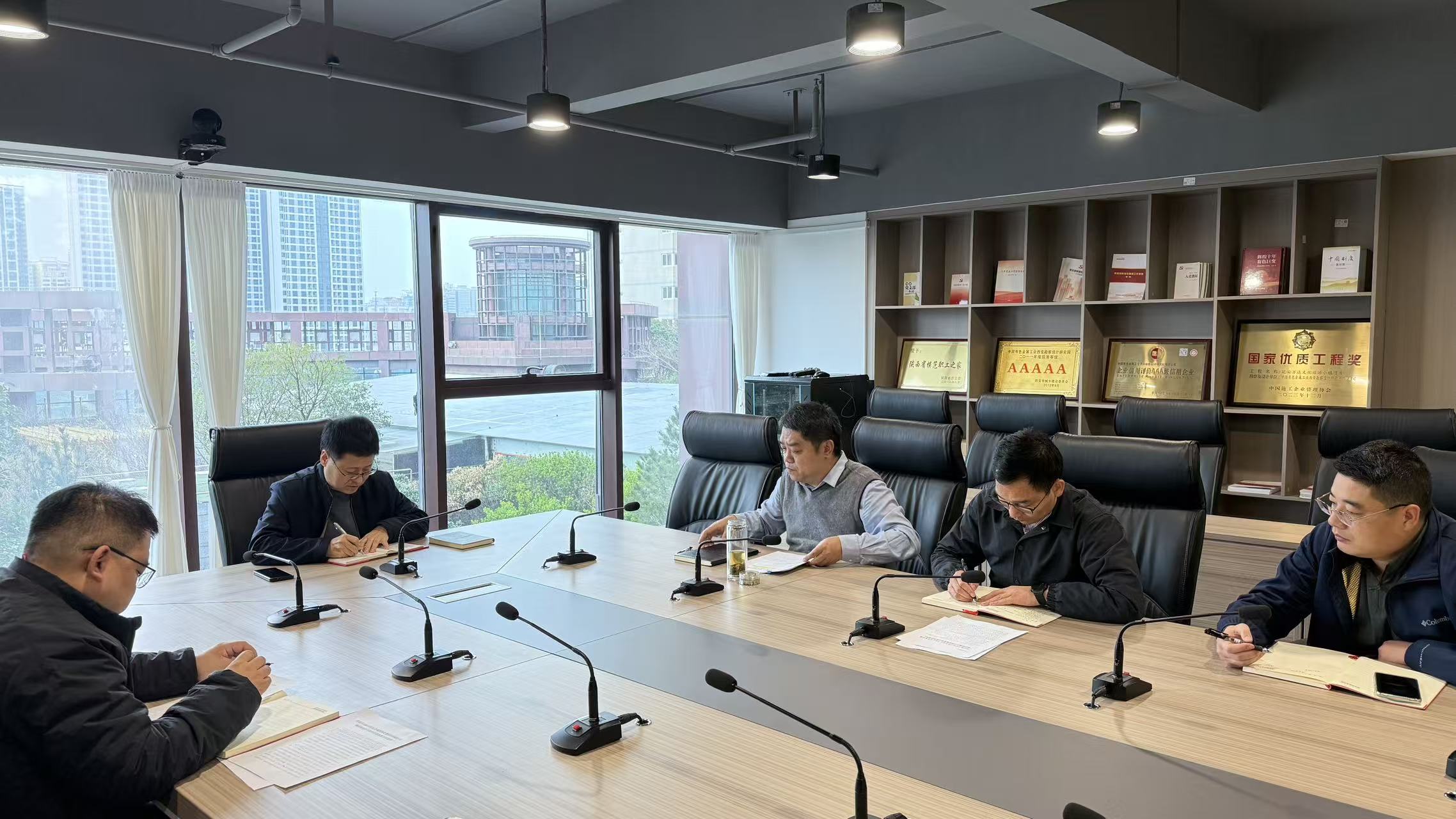 树立和践行正确政绩观学习