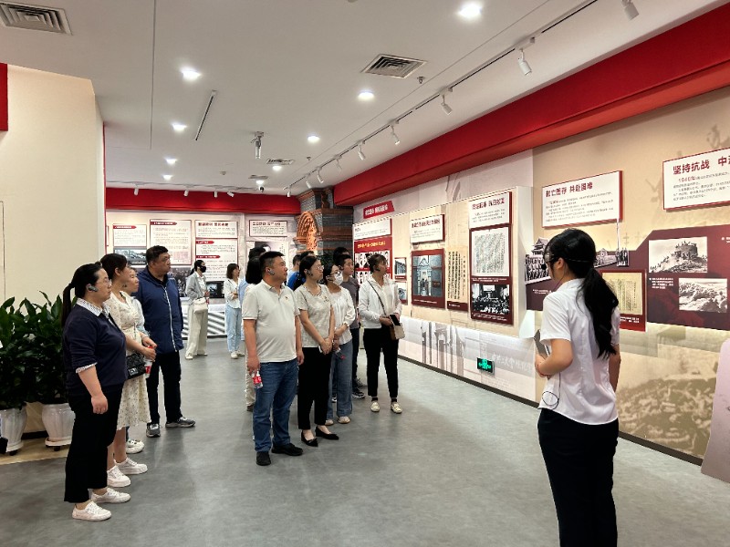 关于开展“敲响警示之钟，树好修身之碑” 警示教育基地现场参观学习