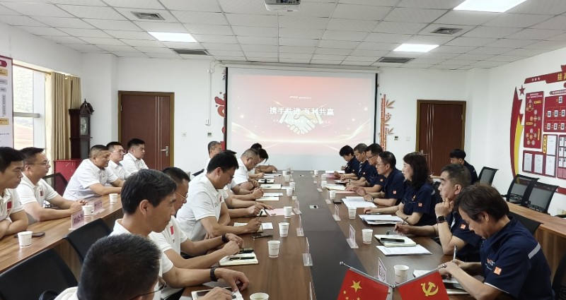 党建牵线聚合力产业链上共奋进